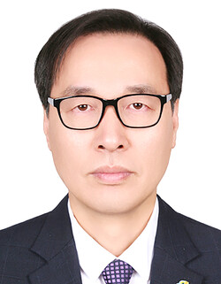 육상석 (포스코 연구원)