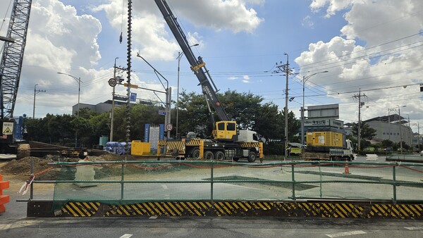 현재 공사가 진행 중인 모습