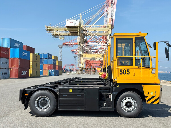 전기 야드트랙터