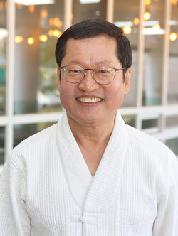 정헌주 중마장애인복지관장